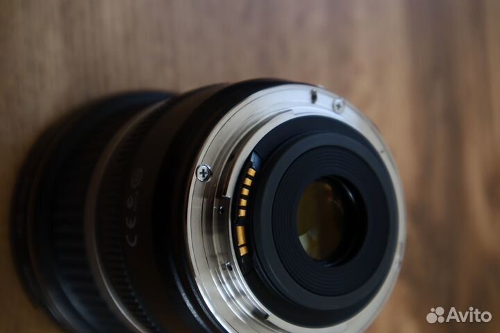 Объектив Canon zoom lens EF-S 10-22 mm 16:3.5-4.5