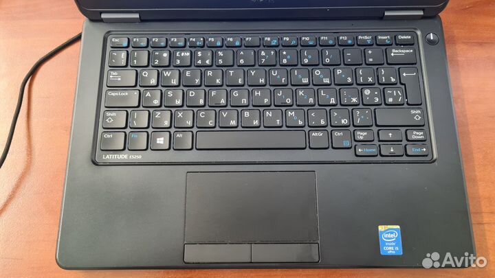 Ноутбук Dell Latitude 5250 i5-5300\8gb\256ssd