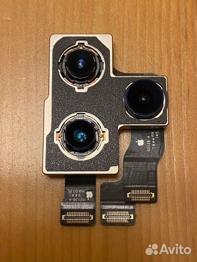 Камера iPhone 11 pro max оригинальная с дефектом