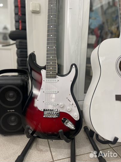 Классическая / акустическая гитара