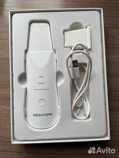 Прибор для ультразвуковой чистки лица