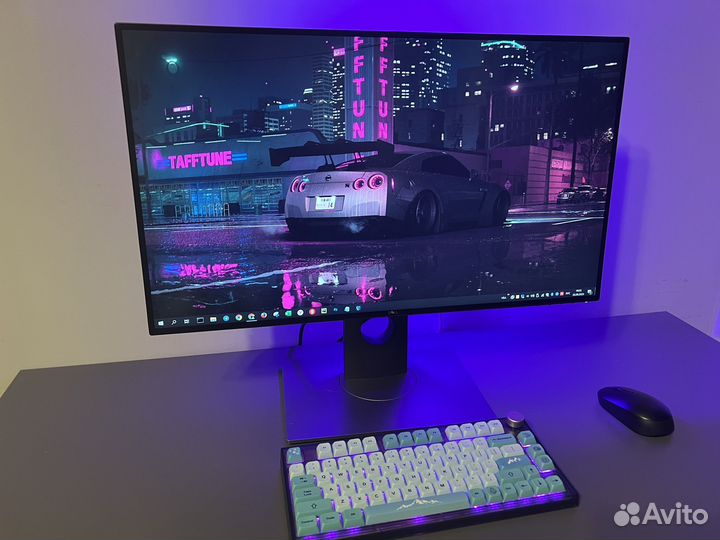 Безрамочный Монитор 4K Dell U2718Q IPS