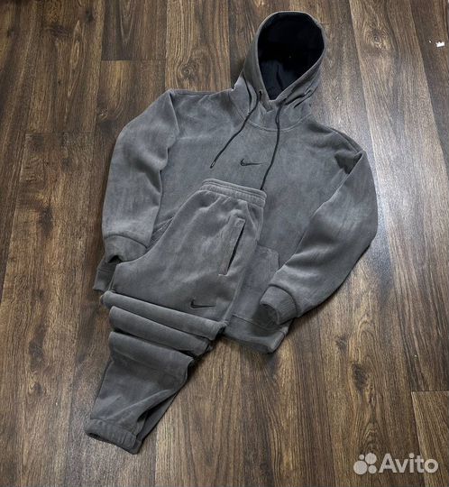 Спортивный костюм Nike