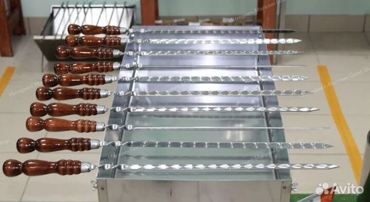 Шампур 450х12х3 мм. с деревянной ручкой