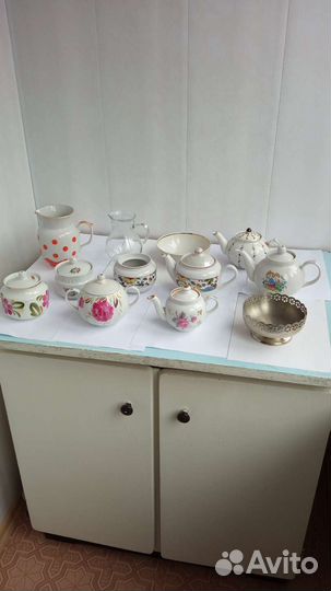 Молочники, чайники, сахарницы