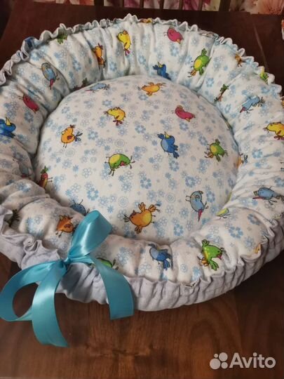 Лежанка для кошек и собак