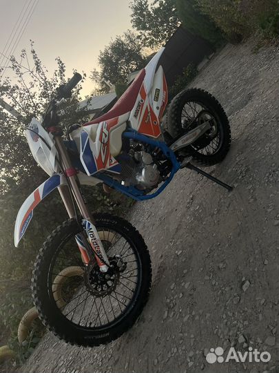 Мотоцикл Motoland CRF 250