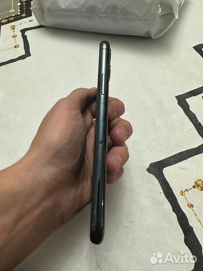 iPhone 11 Pro, 64 ГБ