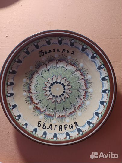 Декоративные тарелки-сувениры разных стран