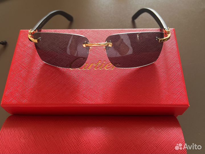 Солнцезащитные очки новые