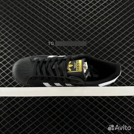 Кроссовки Adidas Superstar