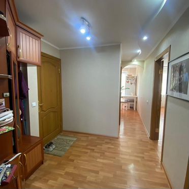 3-к. квартира, 63 м² (Казахстан)