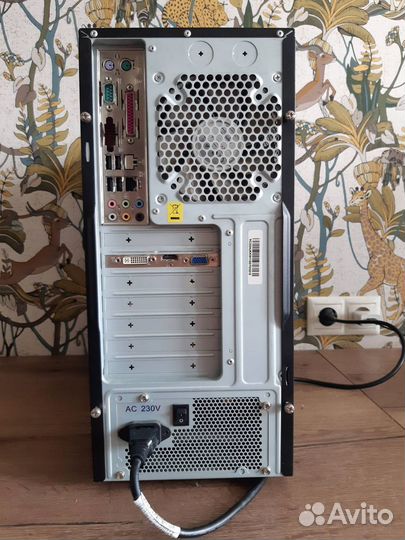 Системный блок Intel Core2 Q9300 2,5 GHz озу 6 Гб