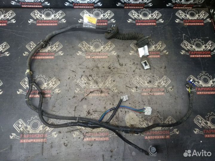 Проводка(коса) двери Nissan Primera P12