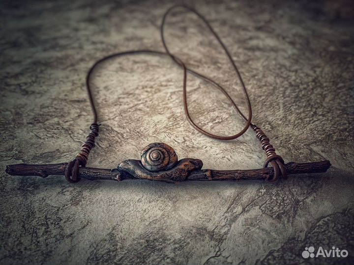 Украшение из меди