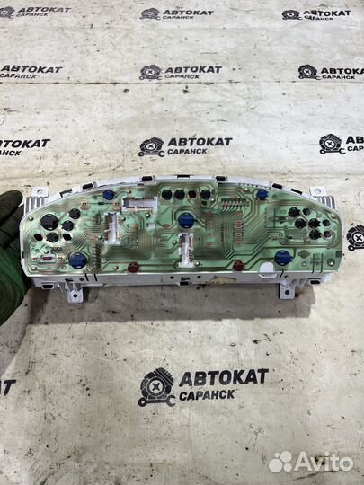 Приборная панель Nissan Primera P11