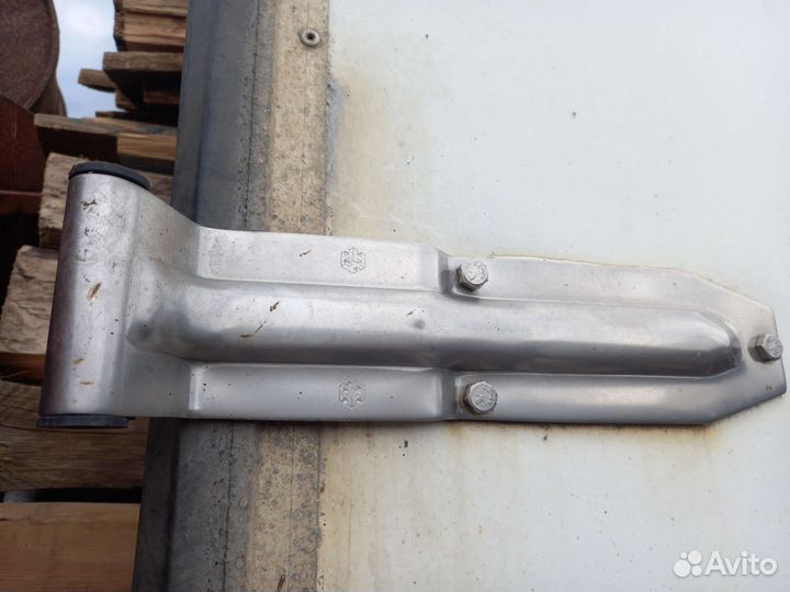 Сендвич двери на термобудку с фурнитурой