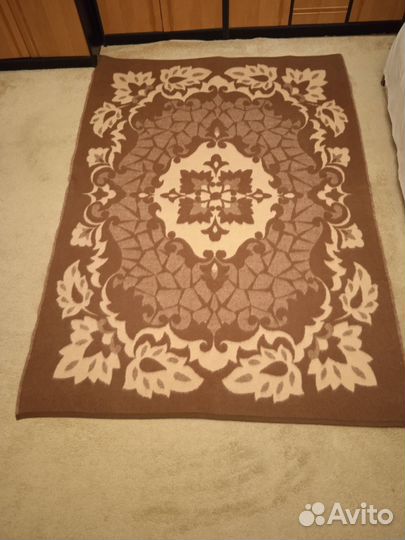 Одеяло шерстяное