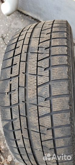 Yokohama Ice Guard IG50+ 215/55 R17