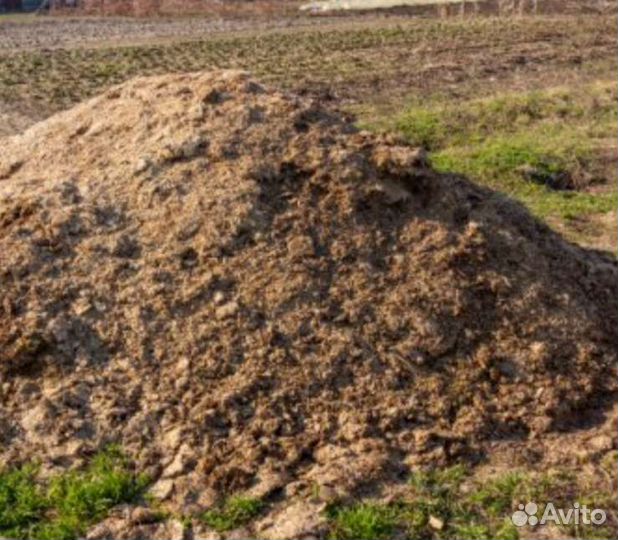 Куриный помет с опилками в мешках