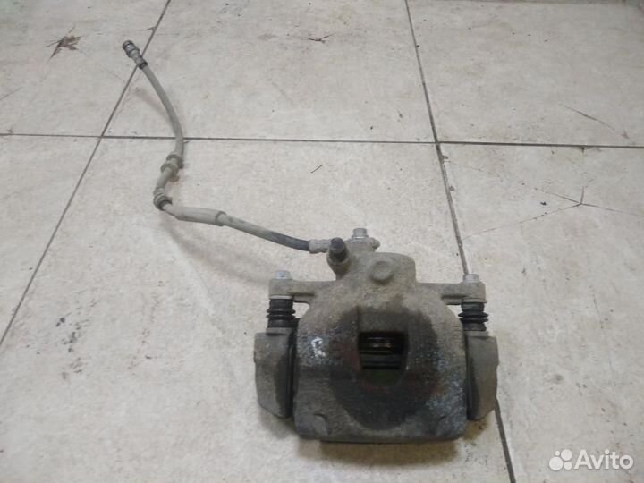 Суппорт передний правый Volkswagen Polo Sedan 6C1