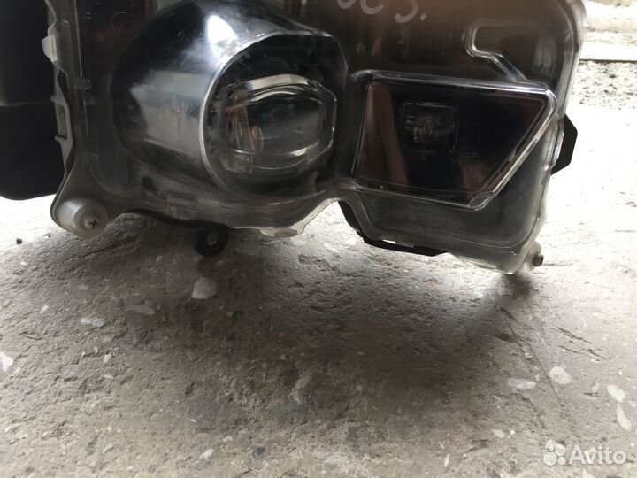 Фара противотуманная правая, Toyota land Cruiser