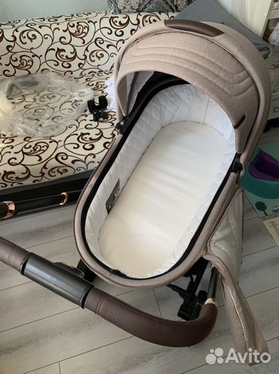 Carrello Коляска 2 в 1 Epica