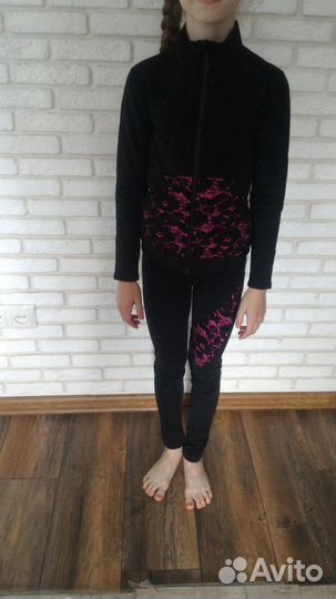 Тренировачный костюм для фигурного катания