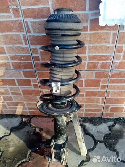 Стойка левая на Opel astra h