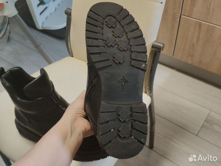 Ботинки демисезонные женские р40