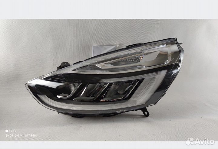 Renault clio IVлевая фара full led комплектная