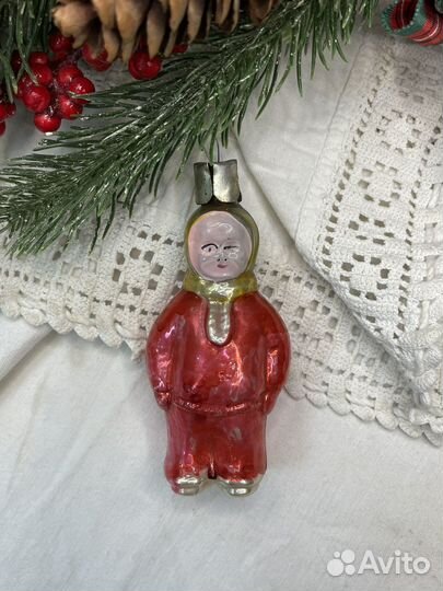 Елочная игрушка мальчик В шарфе СССР (сзр)