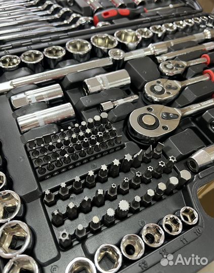 Набор Инструментов New epoch 219