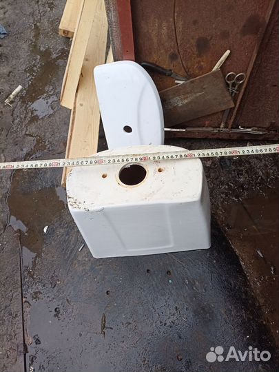 Бачок для унитаза бу
