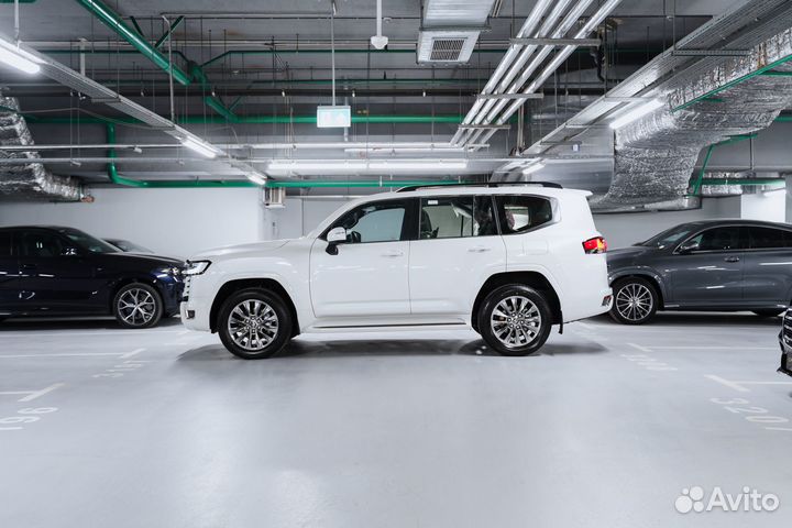 Toyota Land Cruiser 3.5 AT, 2024, 2 км