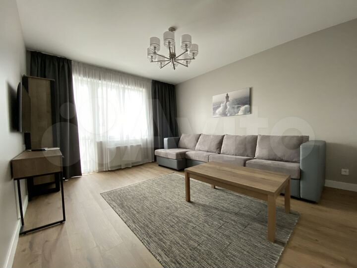 2-к. квартира, 70 м², 8/8 эт.