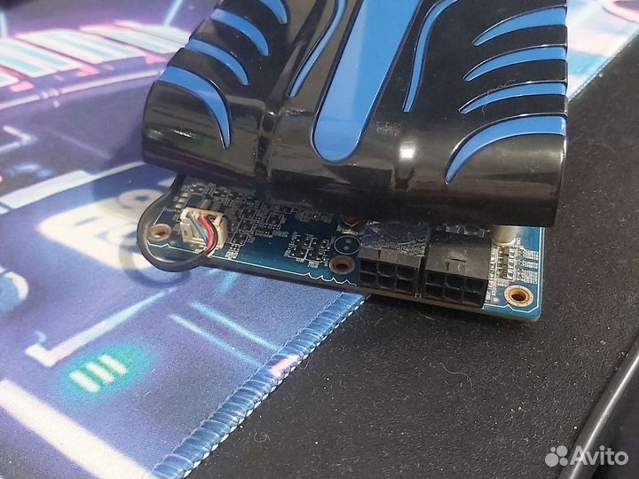 Видеокарта vapor-X radeon HD 5850 1GB gddr5