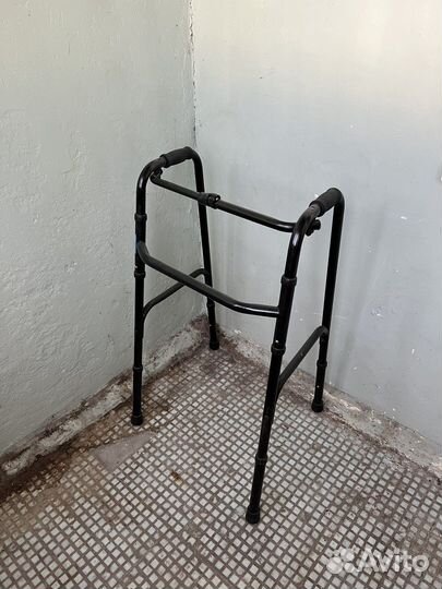 Ходунки для взрослых