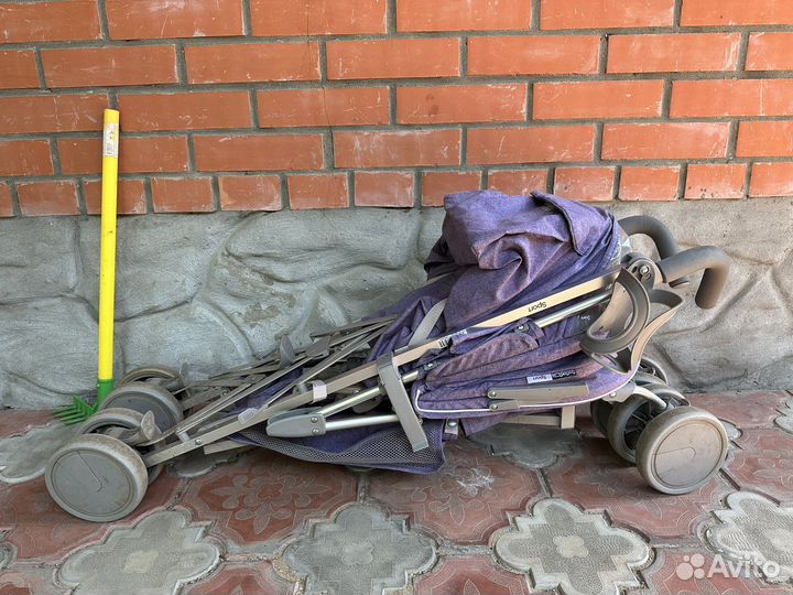 Коляска прогулочная