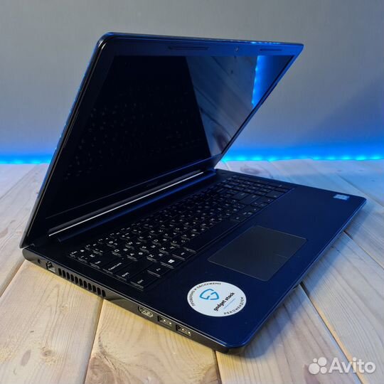 Ноутбук Dell Inspirion 15