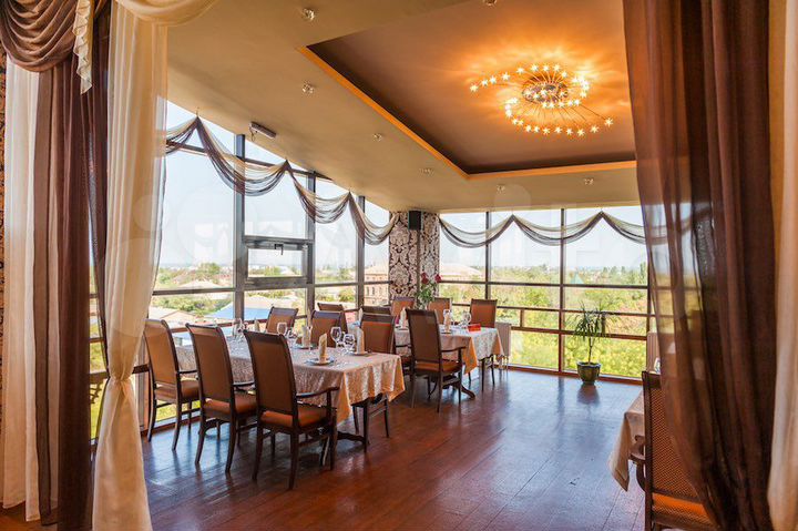 Общепит, 730 м²