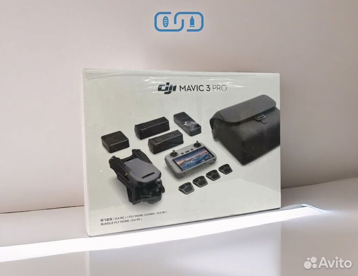 Квадрокоптер DJI Mavic 3 PRO Fly More Combo RC