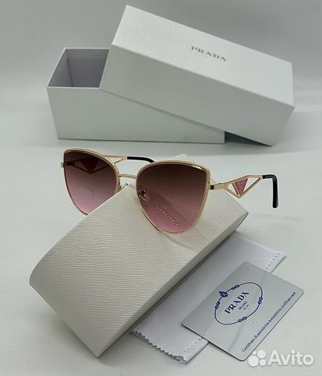 Очки женские Prada