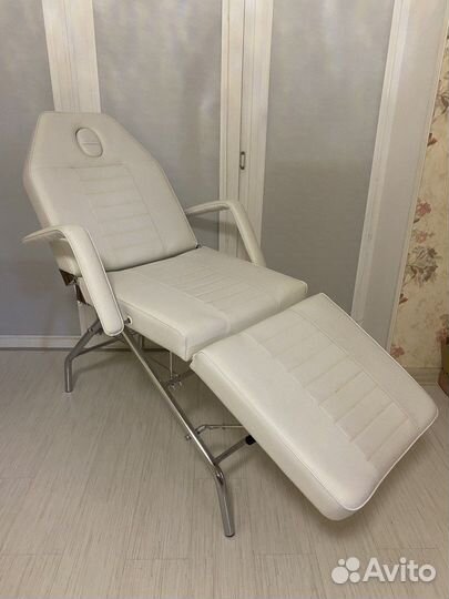 Косметологическое кресло