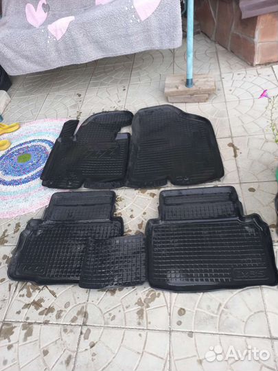 Оригинальные коврики IX 35