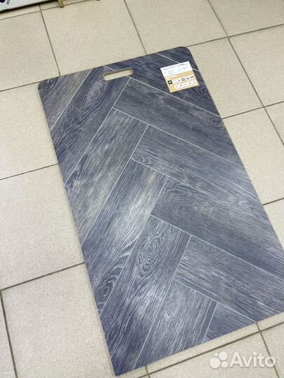 Кварц виниловый ламинат