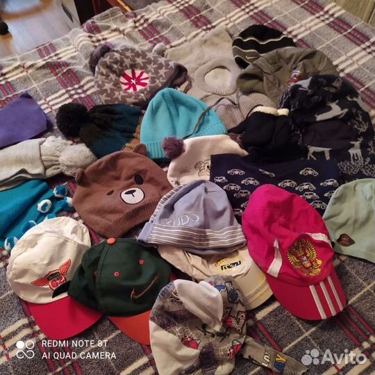 Шапки,шлемы,кепки,шарфы,манишка