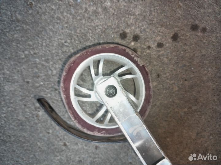 Трюковой самокат xaos