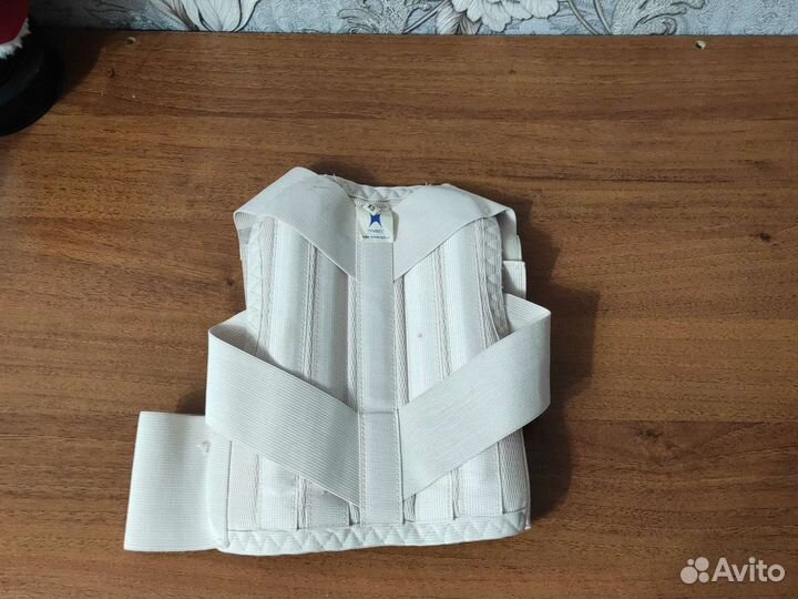 Корректор осанки для спины ортопедический
