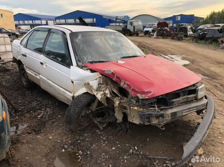 В разборе Volkswagen Passat b3 b3